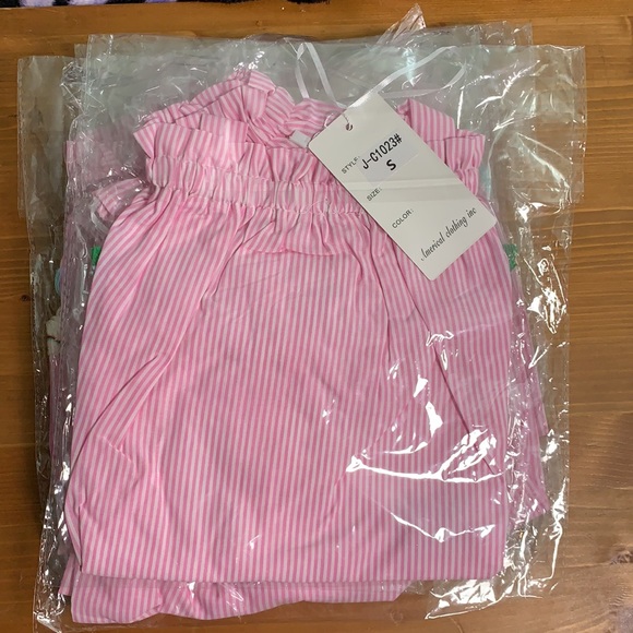 Pink White Off Shoulder Top - Picture 9 of 10